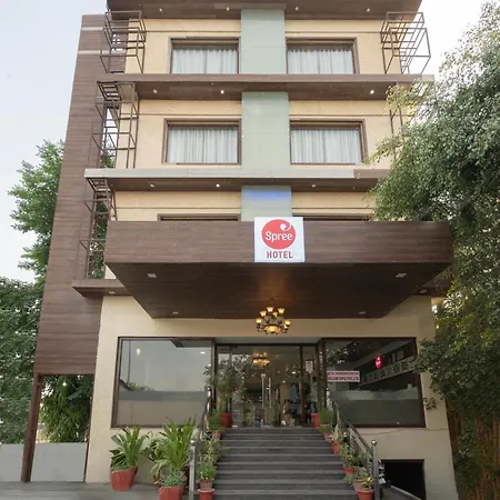 Spree Hotel Agra - Walking Distance To Tajmahal
